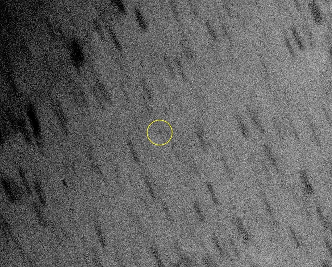 Subaru Telescope Discovers the Faintest Moon Around Icy Giant Planets Figure