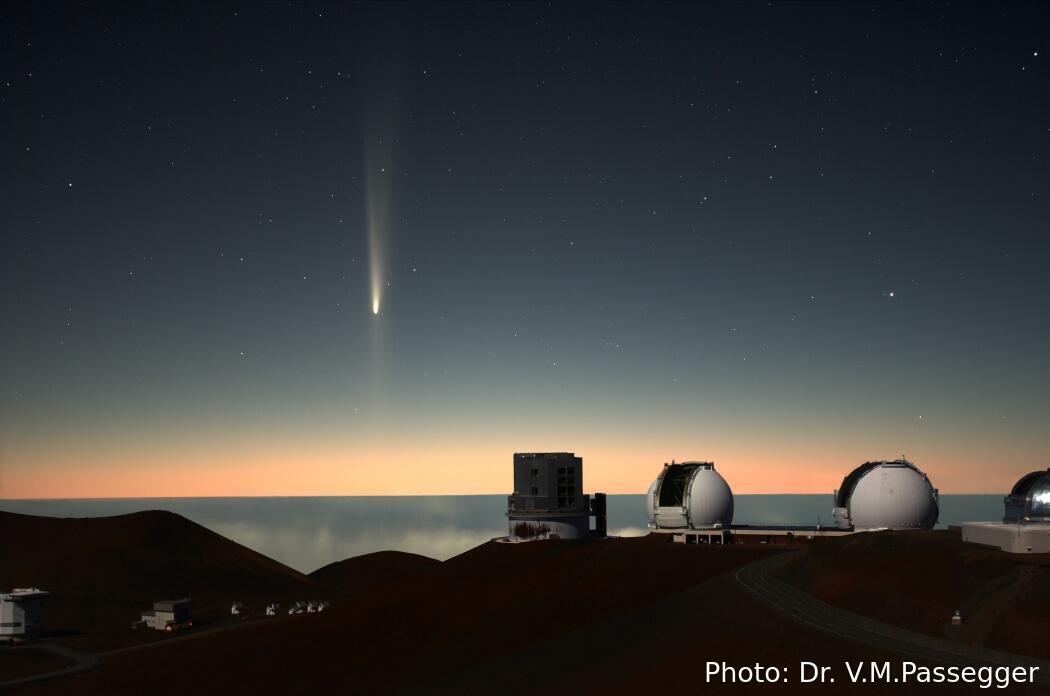 Comet Tsuchinshan-ATLAS Is Visible after the Sunset on Maunakea Figure4