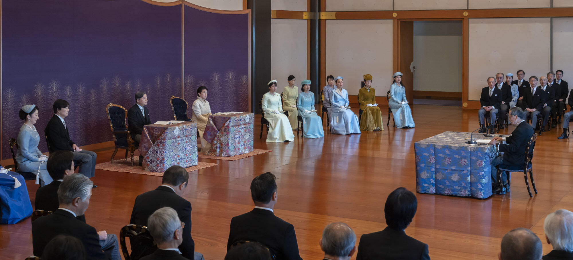 Lecture at the Imperial "Kōsho Hajime" Ceremony:
The Frontiers of Observational Astronomy and the Subaru Telescope
Figure