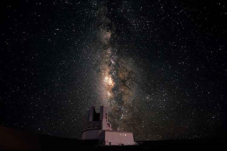 衝突銀河 NGC 5257 & NGC 5258 | すばるギャラリー | すばる望遠鏡